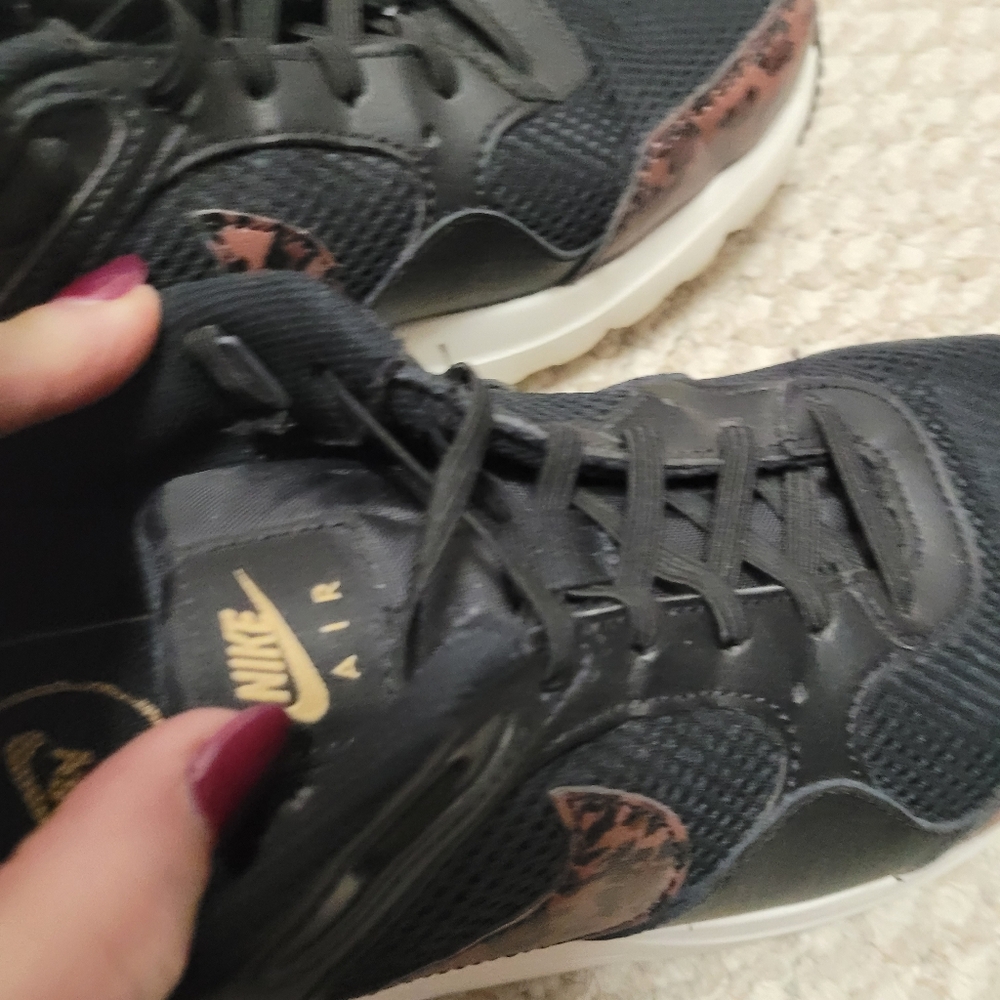 Nike Air Black Leopard Sneakers Women's 8.5 - Picture 6 of 12